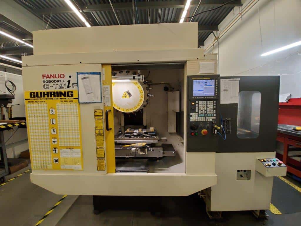 FANUC Robodrill T21iFL 3軸CNCフライス盤